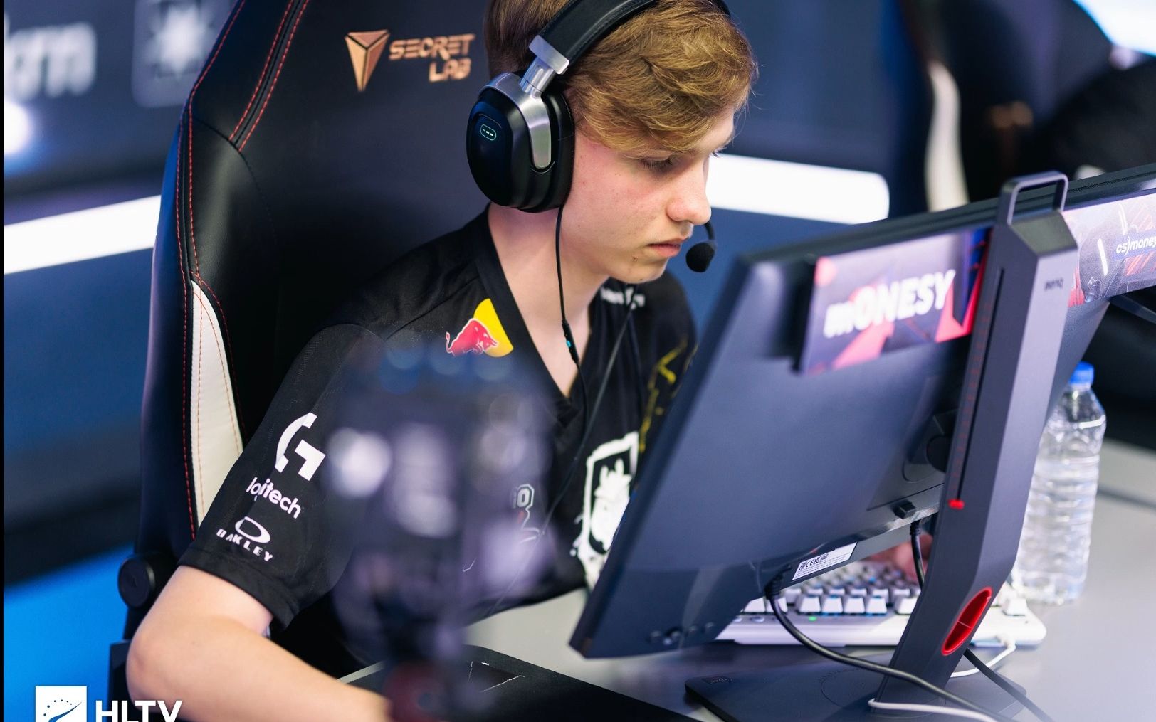 然后用标志 然后用标志